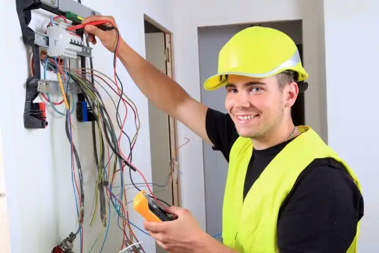 elektricien Sandfirden